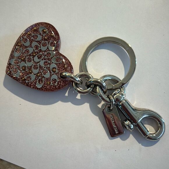 COACH Resin Heart Chunky Keychain - Picture 1 of 4